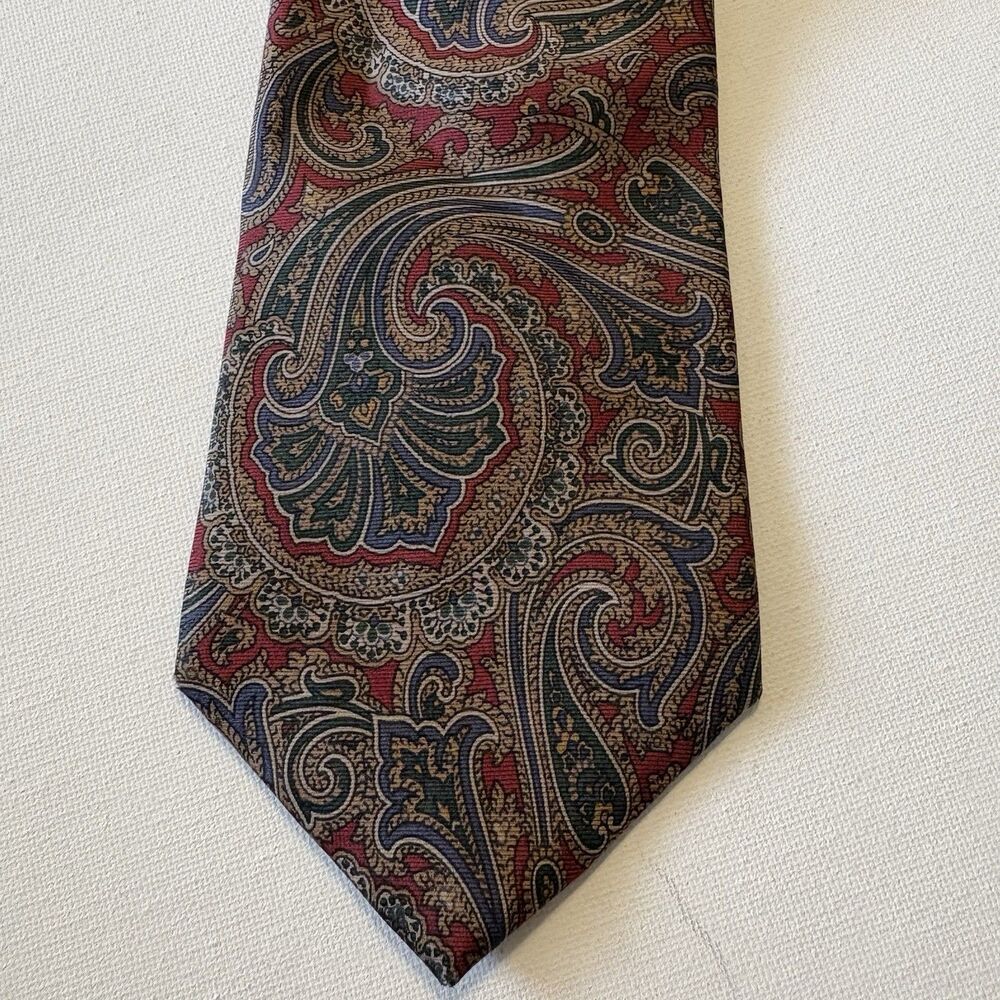 Hathaway Neck Tie 100% Silk Made In USA Red Blue Paisley Business Attire Formal